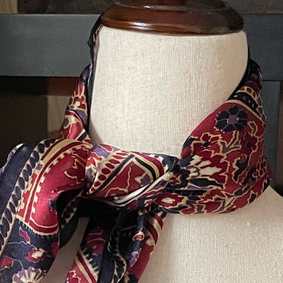 vintage scarf - Picture 3 of 4